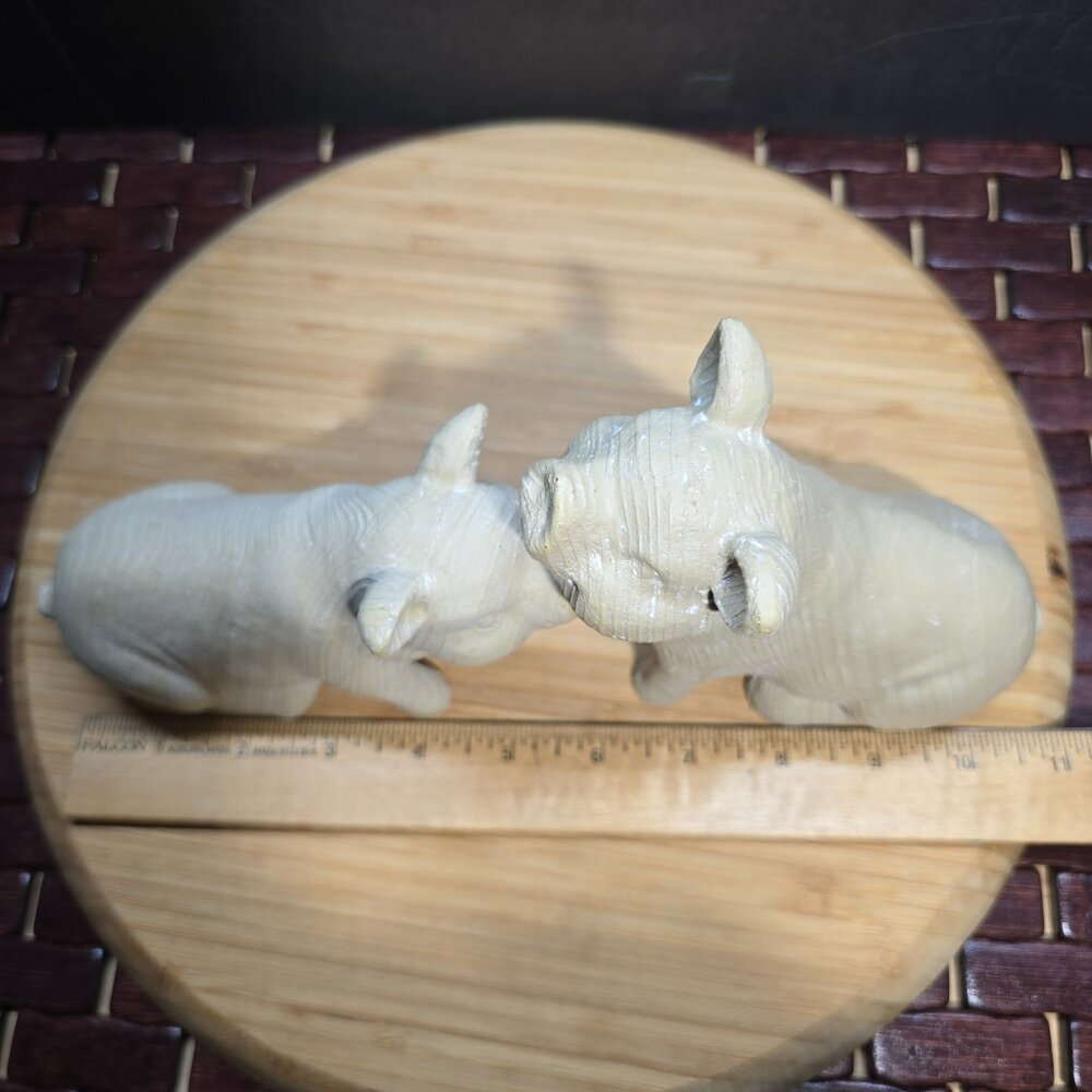 Pair of PIGS Figurines Resin Country Farmhouse Decor - Picture 7 of 7